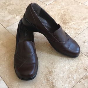 Clark’s Brown Leather Loafers